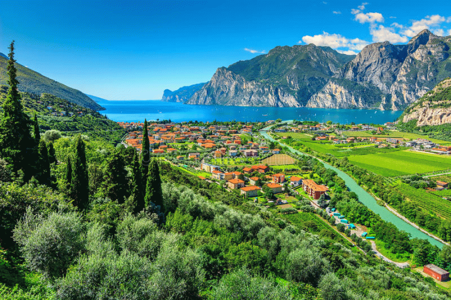 LAKE GARDA
